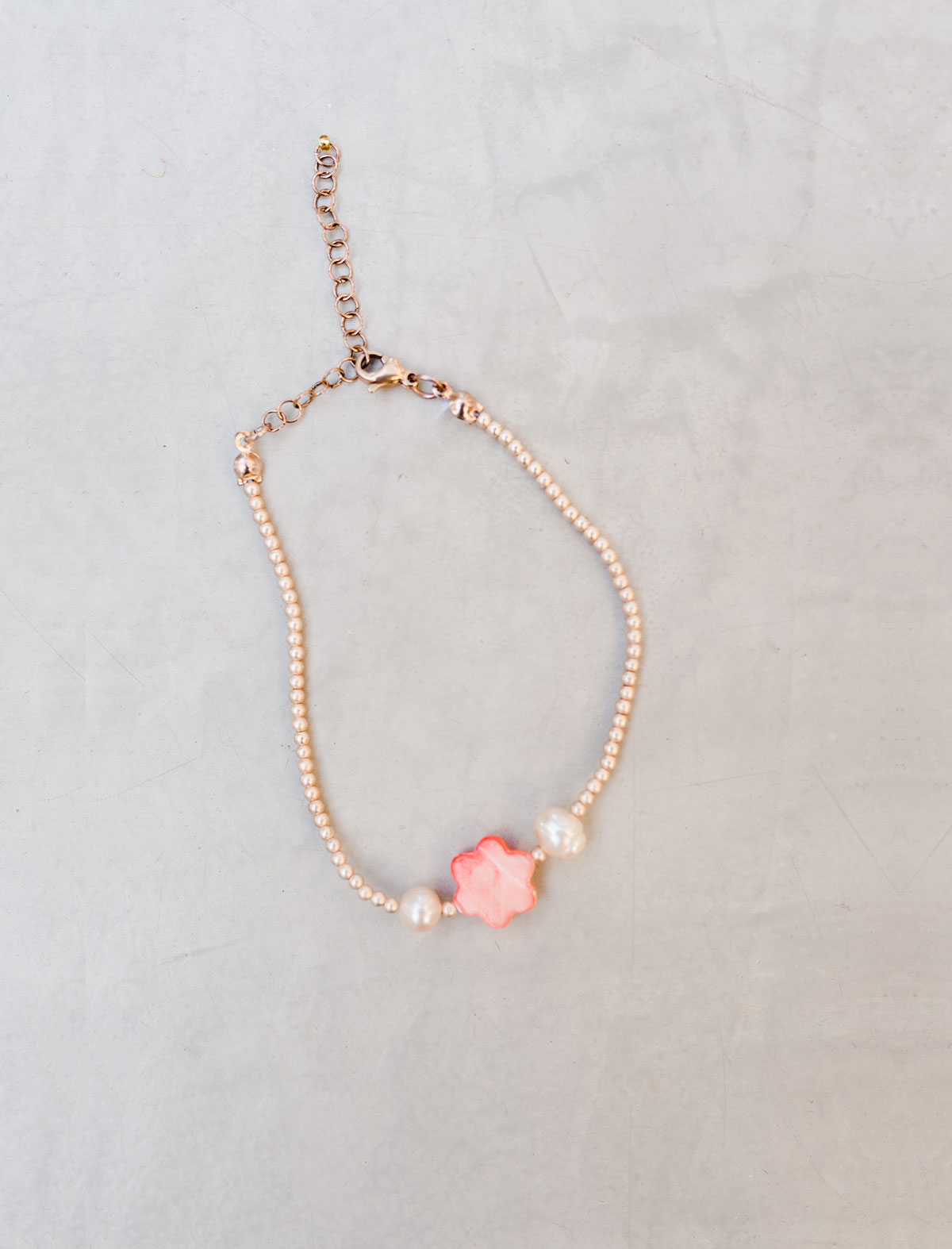 xs-flower-shell-bracelet-rose-gold-plated-main