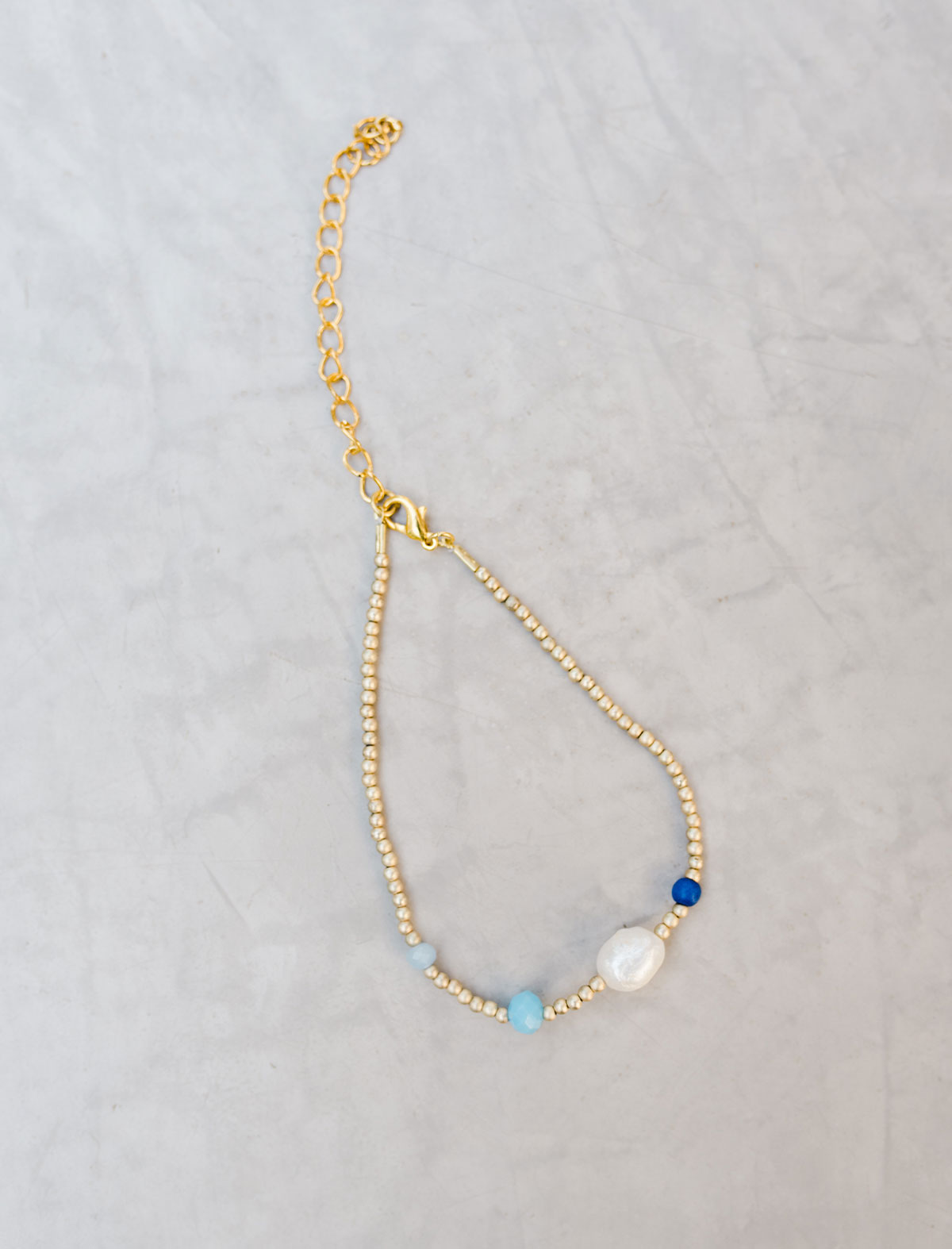 xs-semi-precious-assortment-bracelet-gold-plated-main